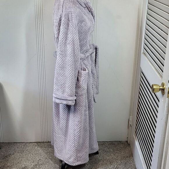 Carole Hochman Lavender Robe - Picture 4 of 6